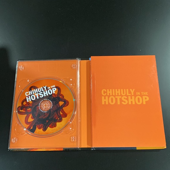 Chihuly in the Hotshop - DVD - Picture 4 of 7